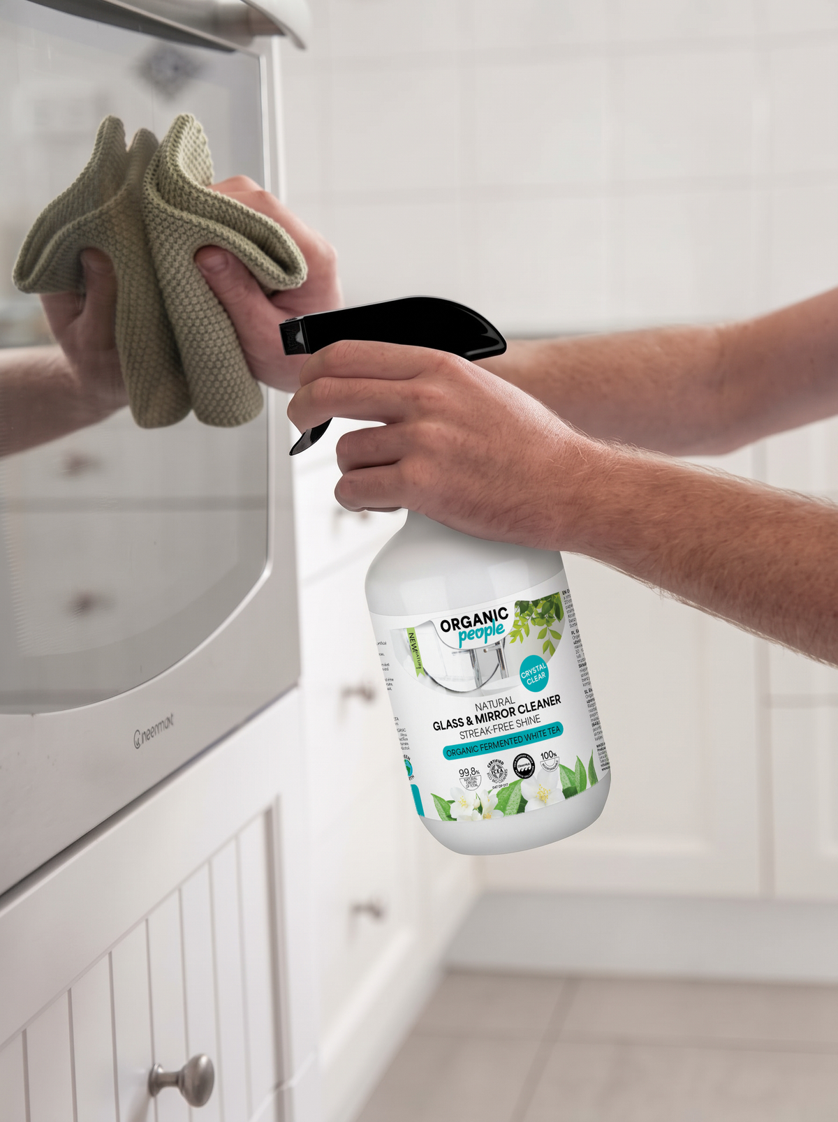 Organic People. Glass & Mirror Cleaner