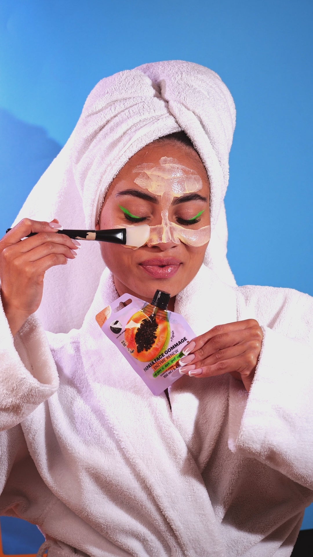 Lataa video: Papaya Face Gommage -entsyymiuudistaja